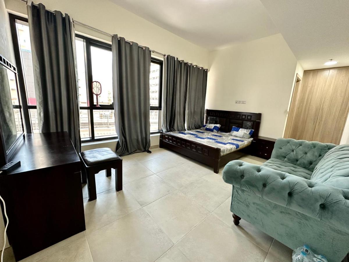Private Bed Room With Attached Washroom, 2Bhk Sharing Flat Dubái Exterior foto